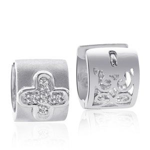 0.10 Carat Round Diamond Pave Clover Huggie 18k Gold Earrings